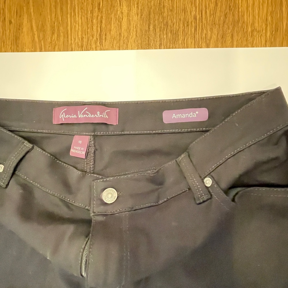 Gloria Vanderbilt Charcoal Amanda Jeans size 18 - Picture 2 of 6